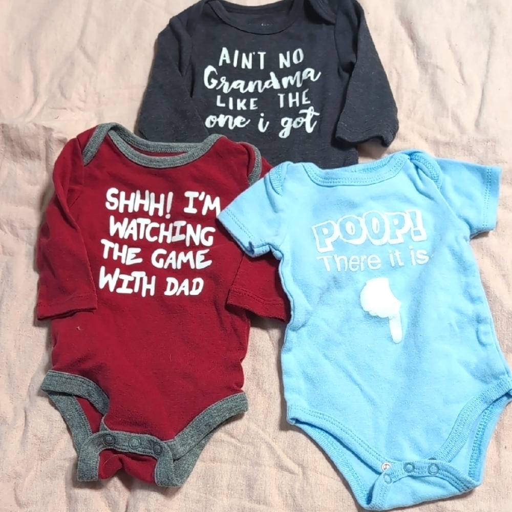 Okie Dokie Newborn Onesie 3-Piece Lot Size Newborn